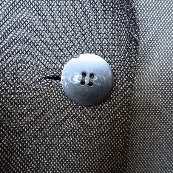 Tahari Iridescent Grey Blazer - Picture 6 of 6